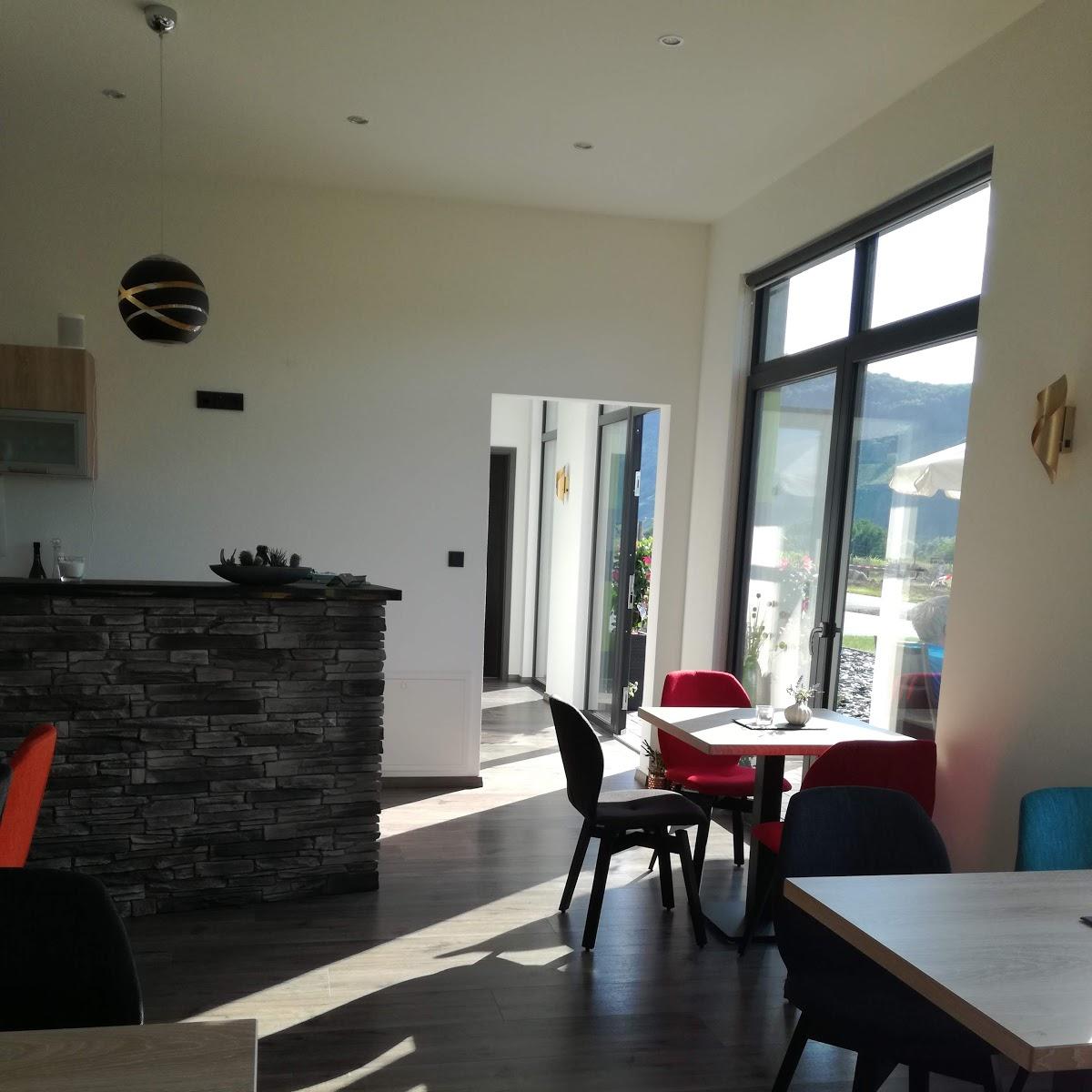 Restaurant "Weingut Arnold Ebert & Sohn GbR" in Wintrich