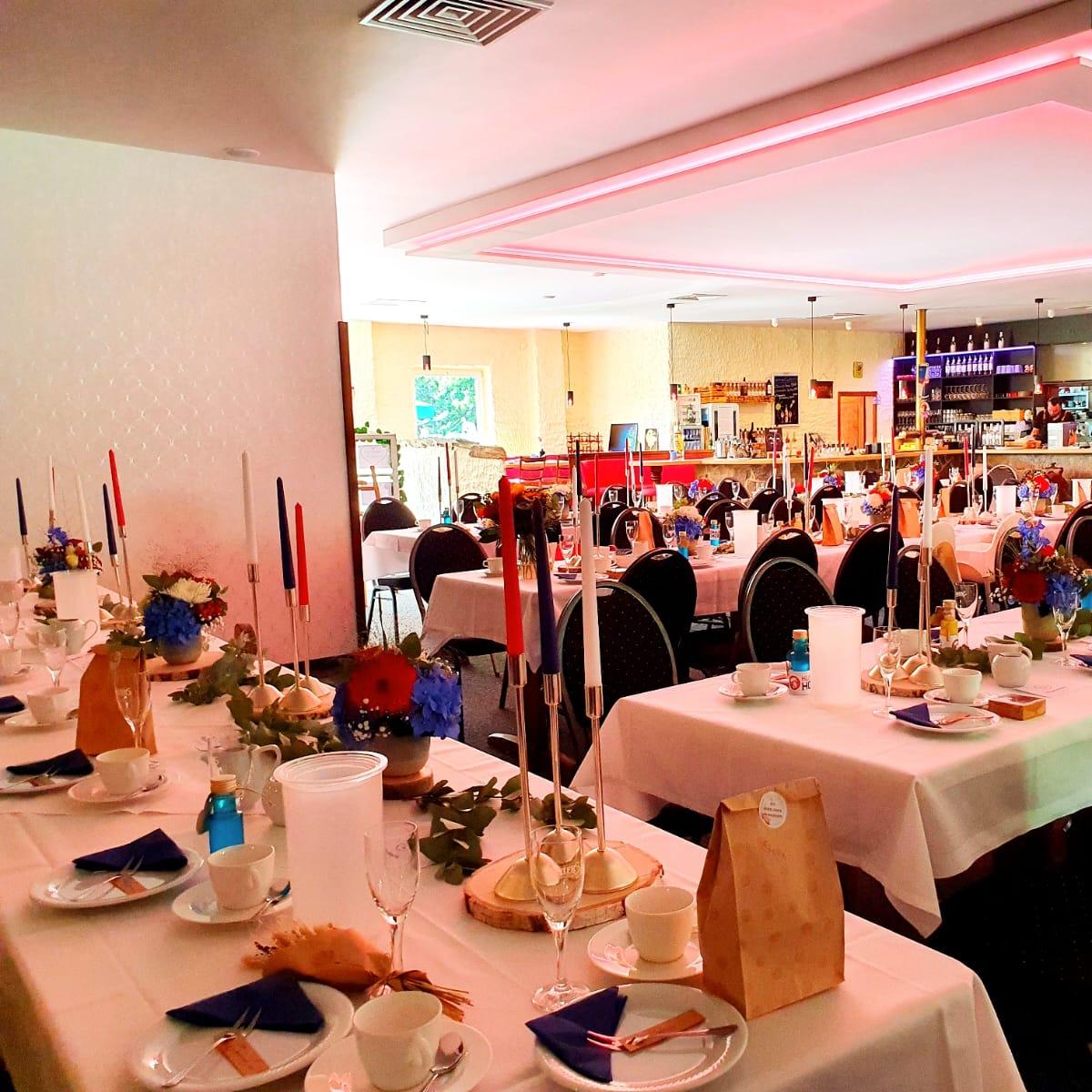 Restaurant "Eat & Bowl - Restaurant & Bowling" in Oelsnitz-Erzgebirge