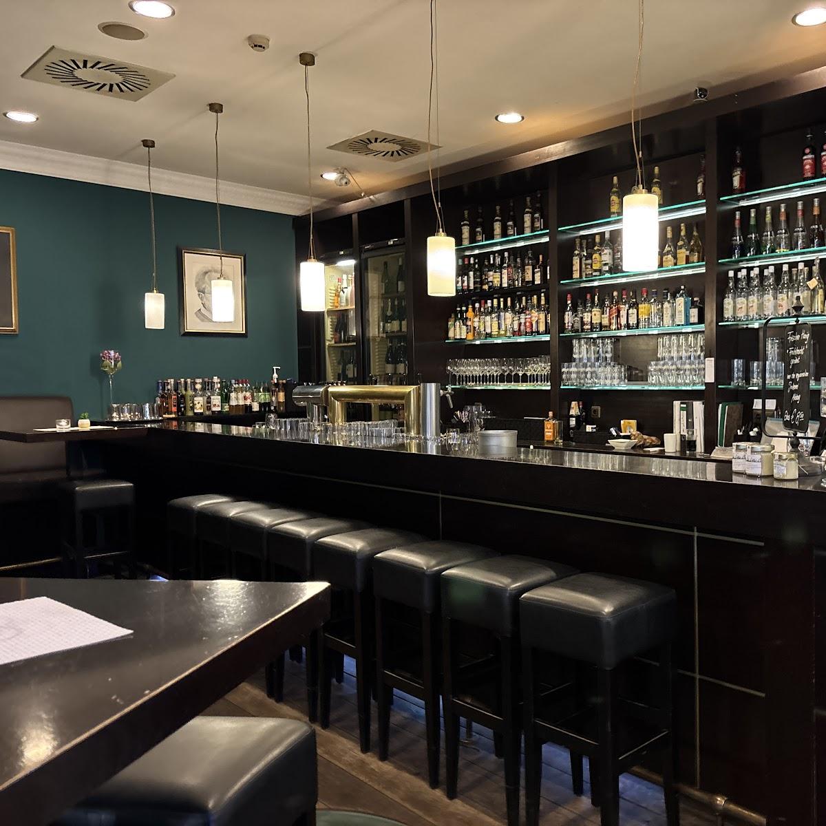 Restaurant "Zur Falle, Historisches Wirtshaus Inh. Yvonne Dazenko" in Bückeburg