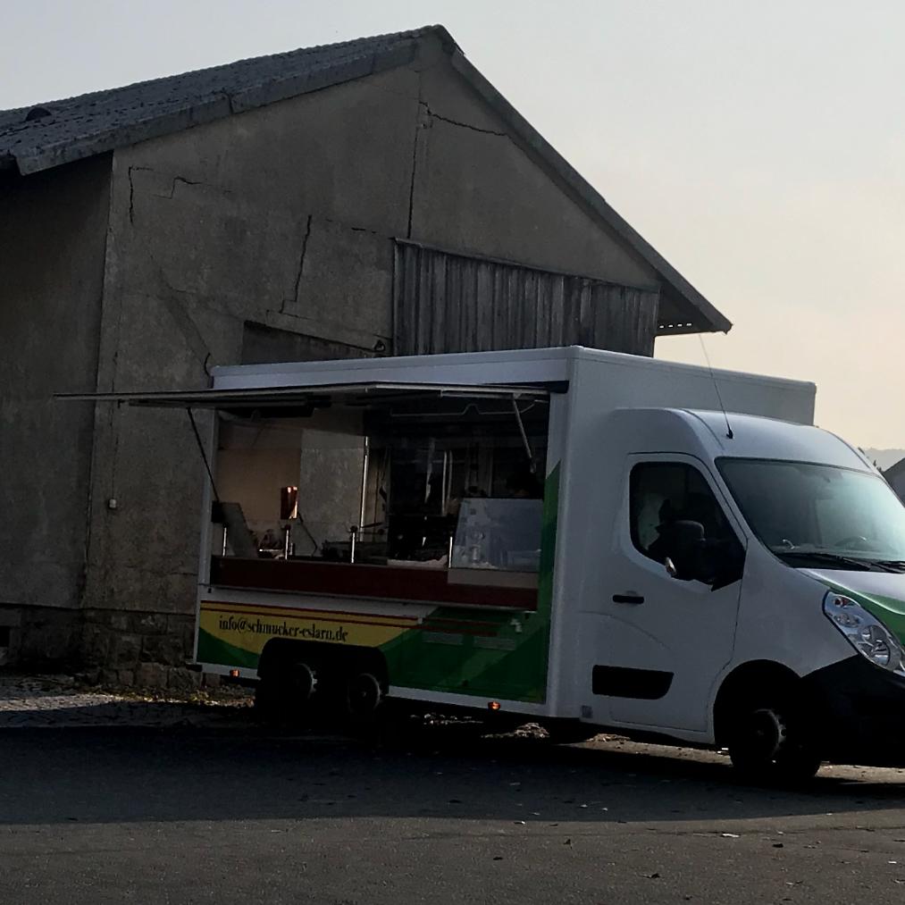 Restaurant "Schmucker Hähnchenbraterei Jeden Freitag" in Oberviechtach