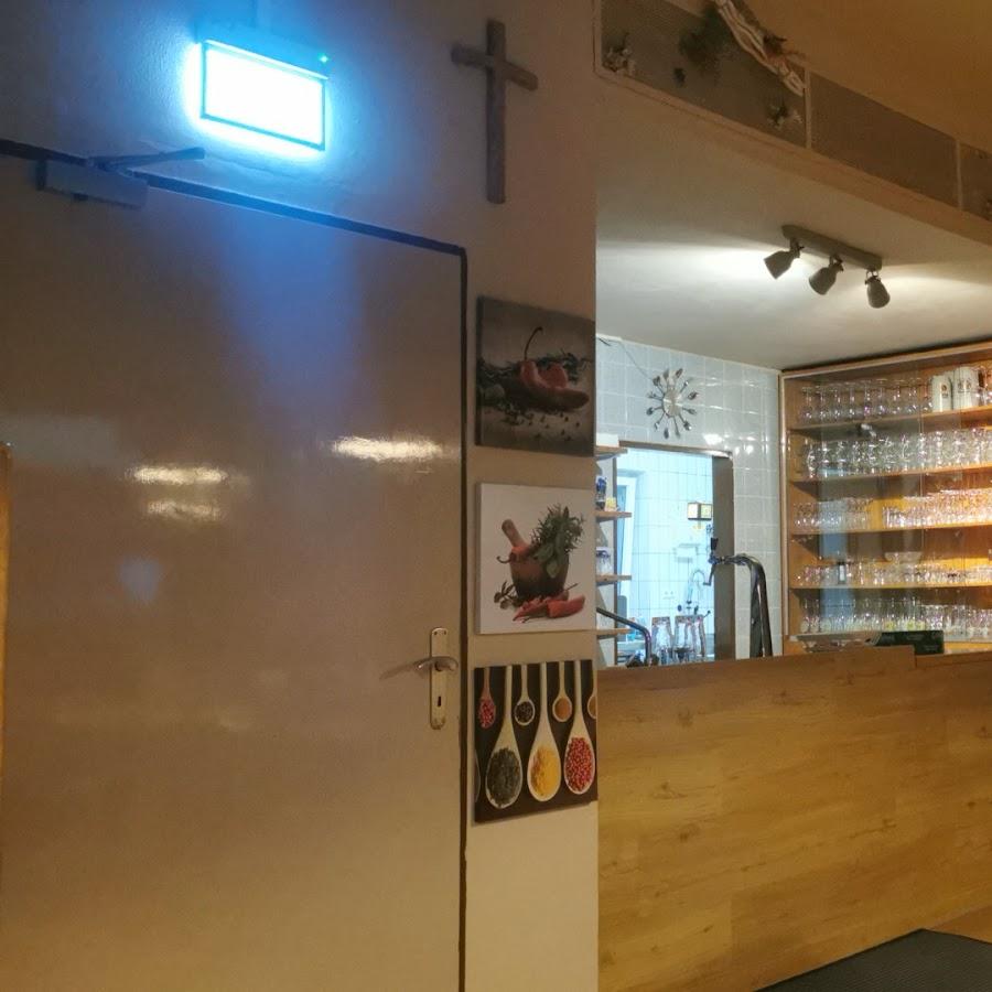 Restaurant "Pizza, Pasta e Basta (Gaststätte Erl - Bräu)" in Laberweinting