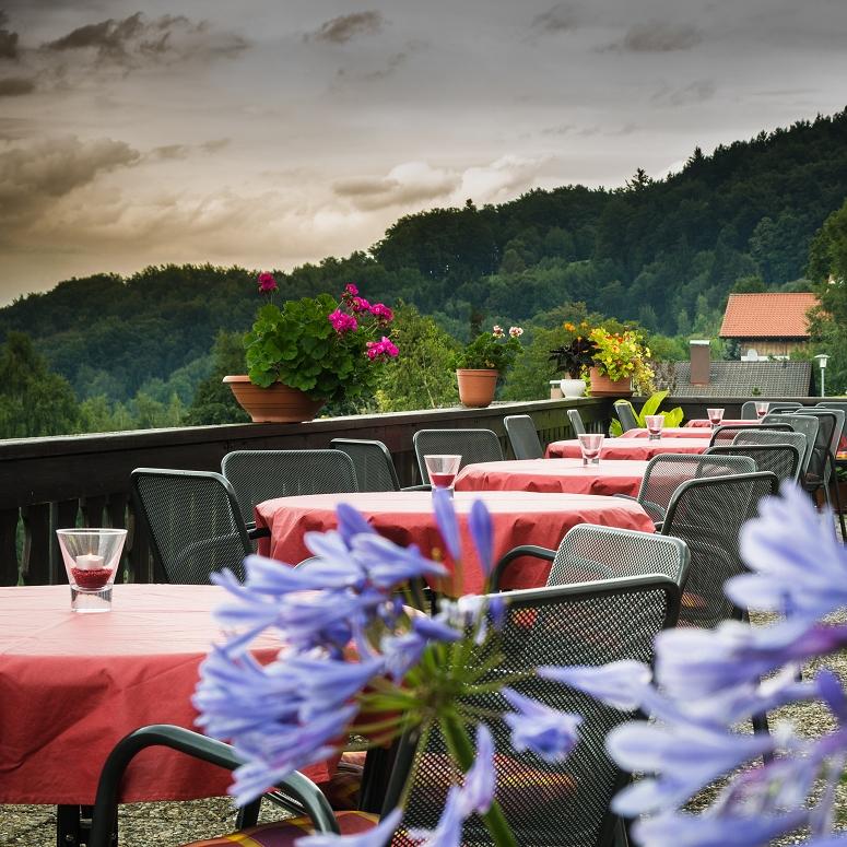 Restaurant "Panorama-Landgasthof Ranzinger" in Schöfweg