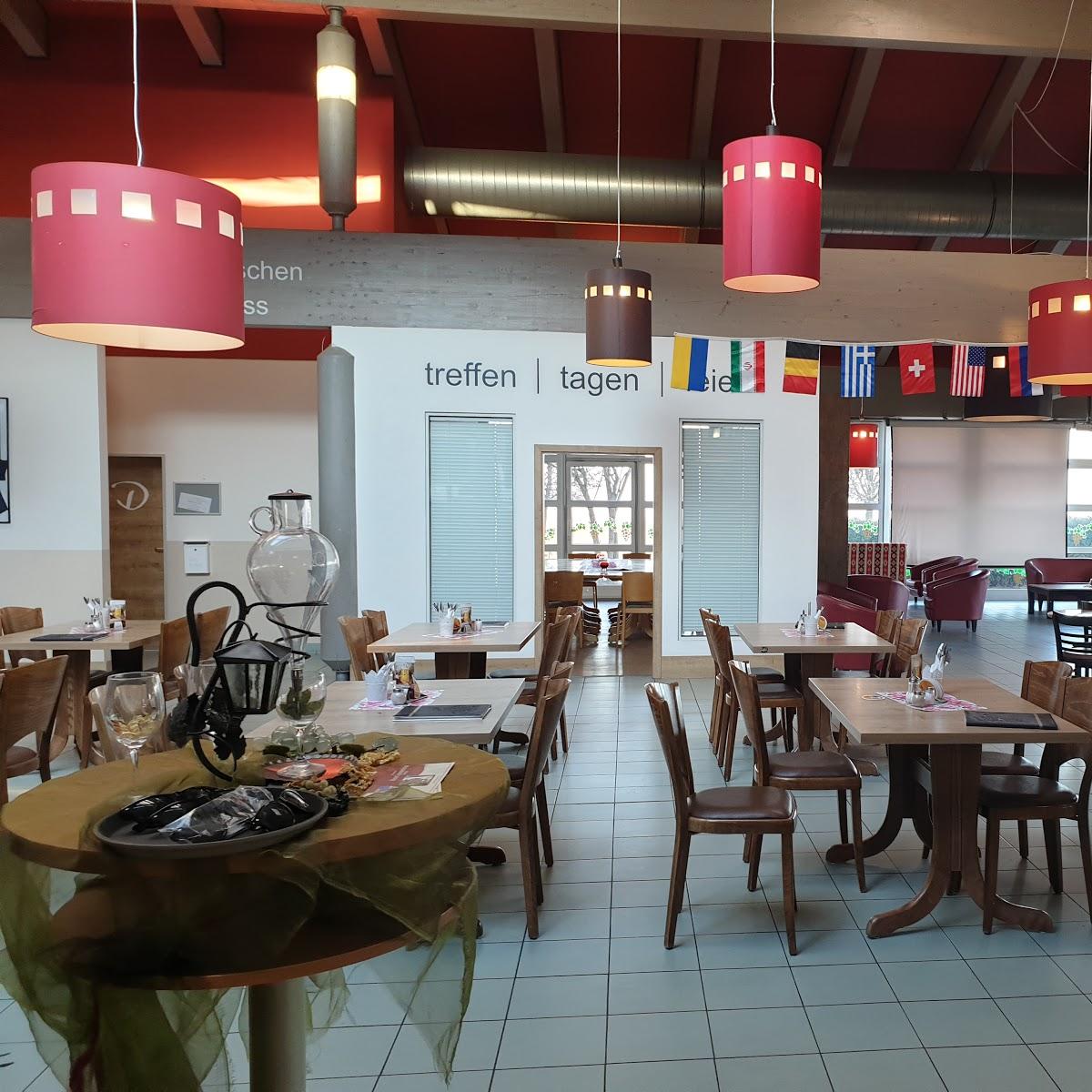 Restaurant "Autohof   Jeder-manns " in Gau-Bickelheim