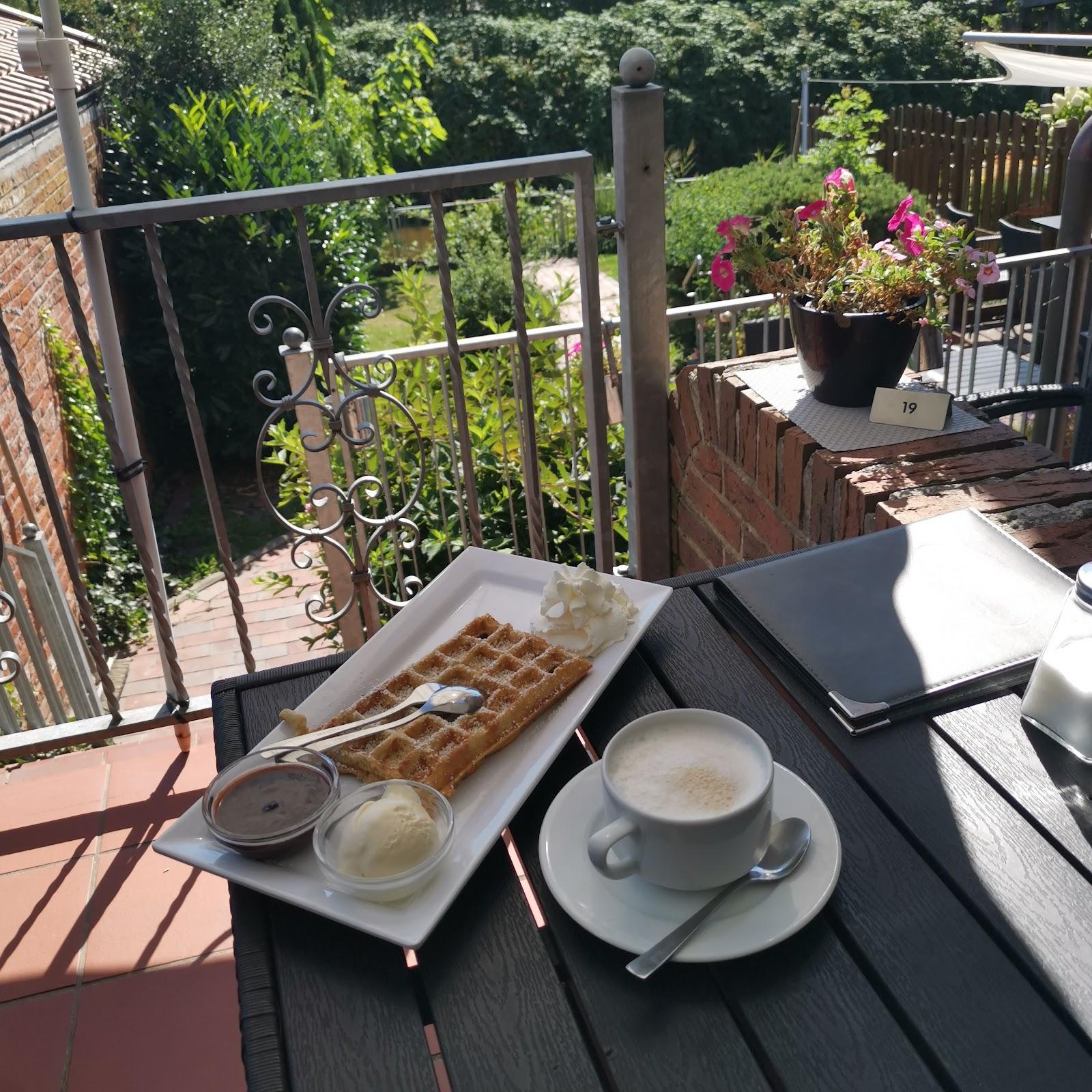 Restaurant "Dat lüttje Cafe" in Jemgum