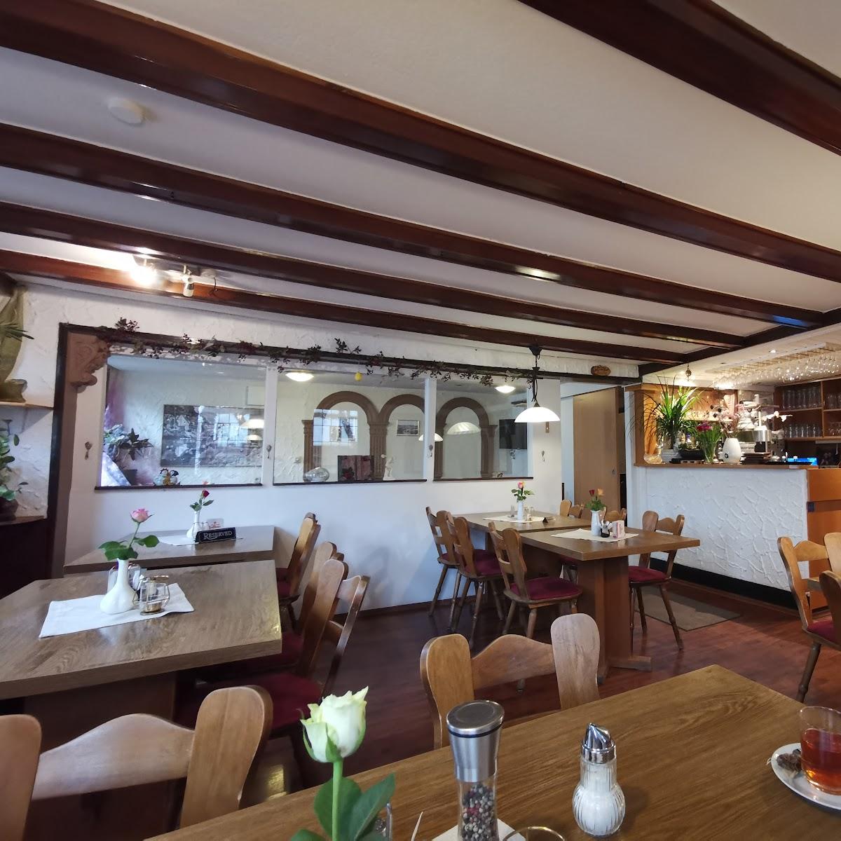 Restaurant "Gasthaus Ochsen bei George & Litsa" in Leonberg