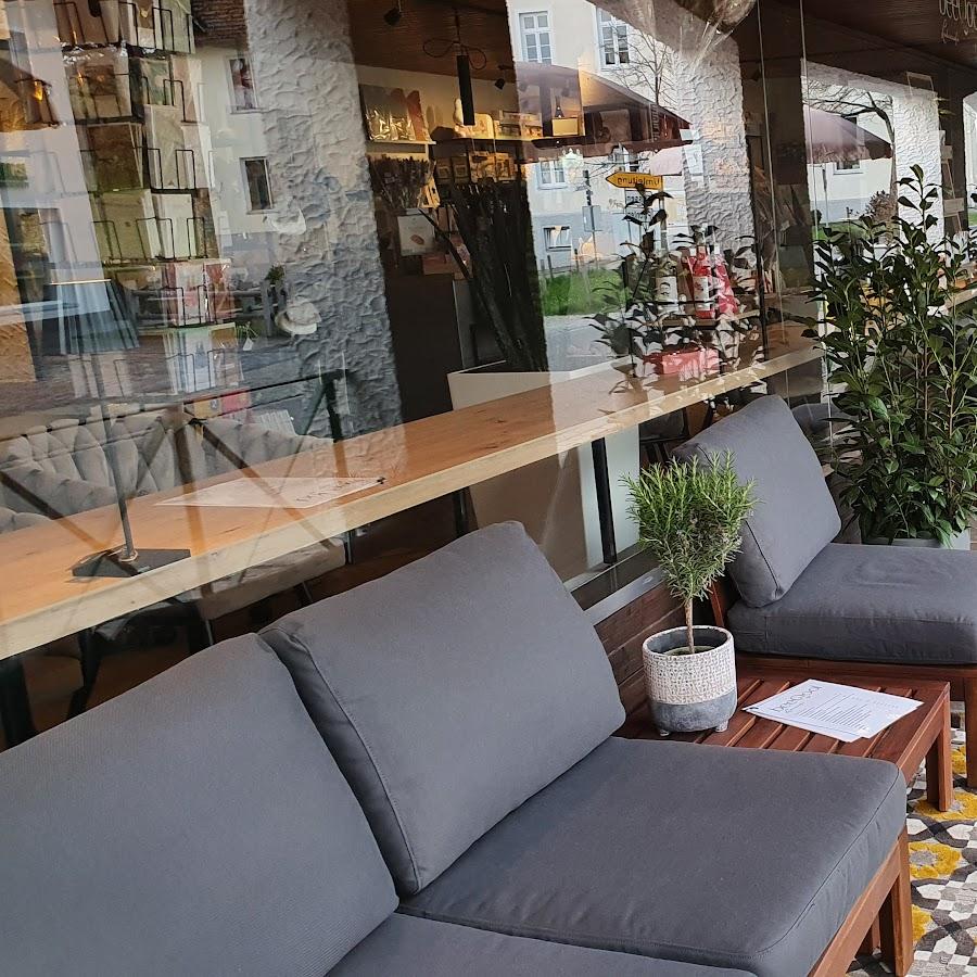 Restaurant "beeQool Ladencafé" in Seeg