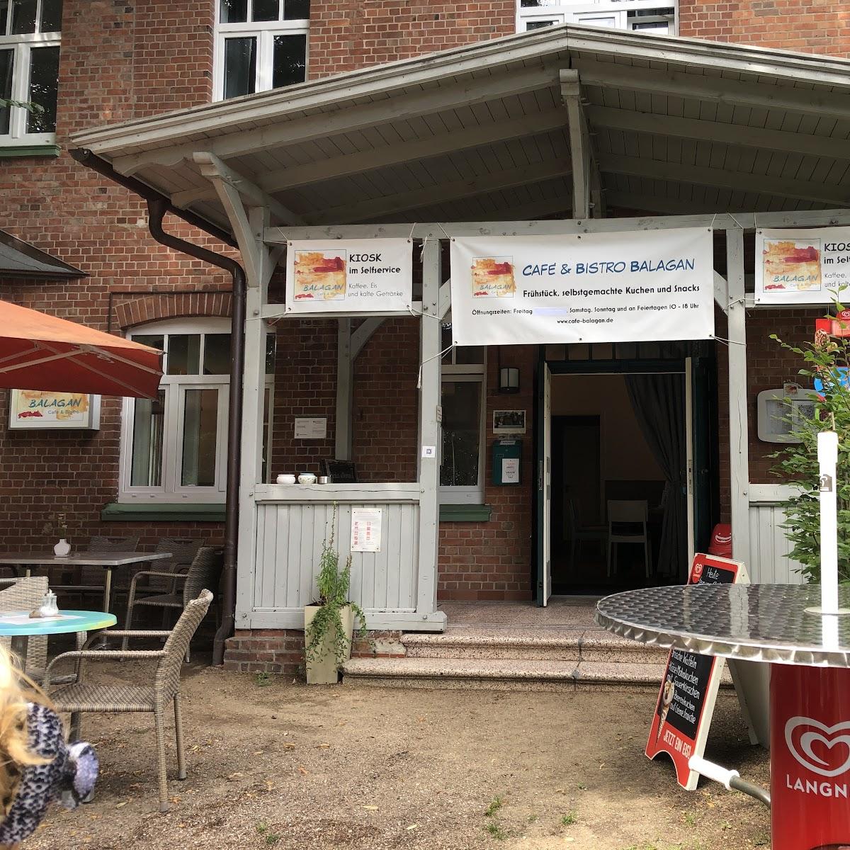 Restaurant "Café Balagan - Frühstück Kuchen Snacks Kultur Terrasse" in Barum