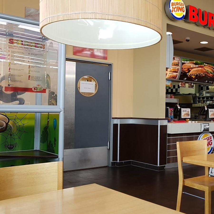 Restaurant "Burger King" in Nufringen