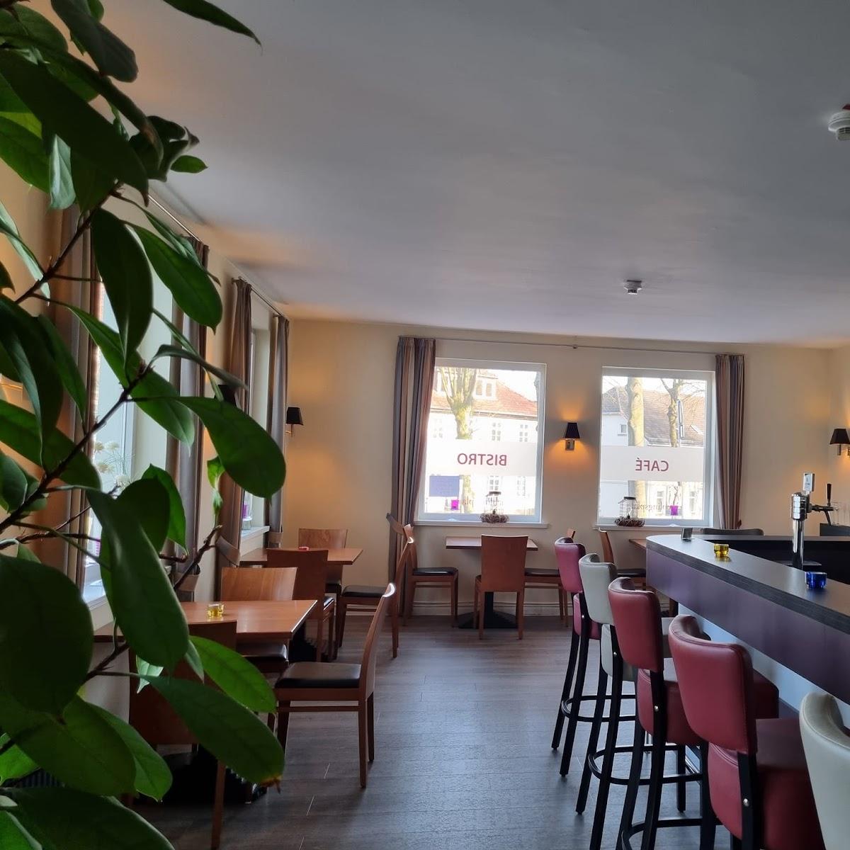 Restaurant "Café & Bistro lieblingsplatz" in Rehburg-Loccum