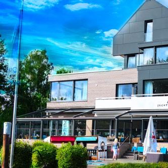 Restaurant "ACQUA  Yachthotel & Restaurant" in Strande