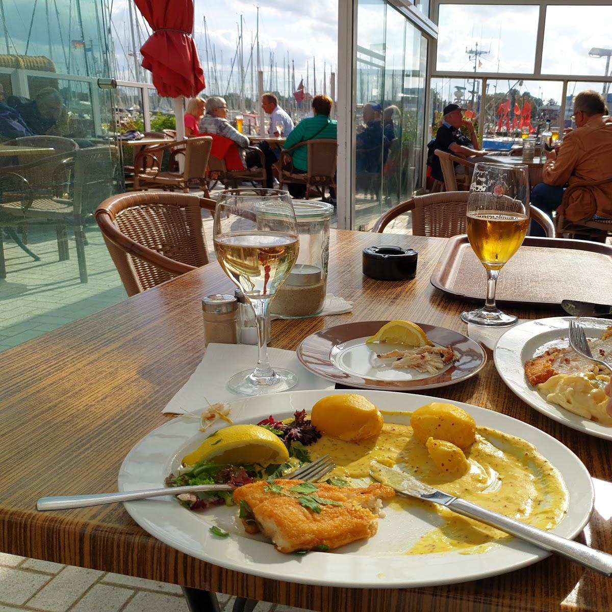 Restaurant "Bei Alexy -Kiosk und Imbiss KG" in Strande