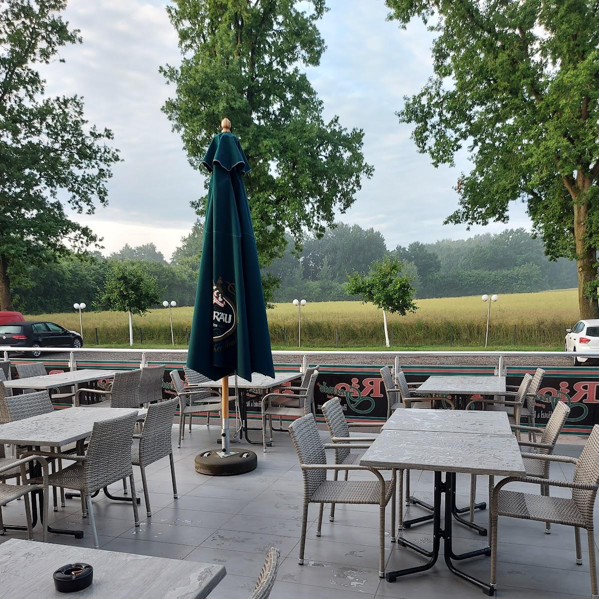 Restaurant "Hotel Stormarnsche Schweiz" in Grönwohld