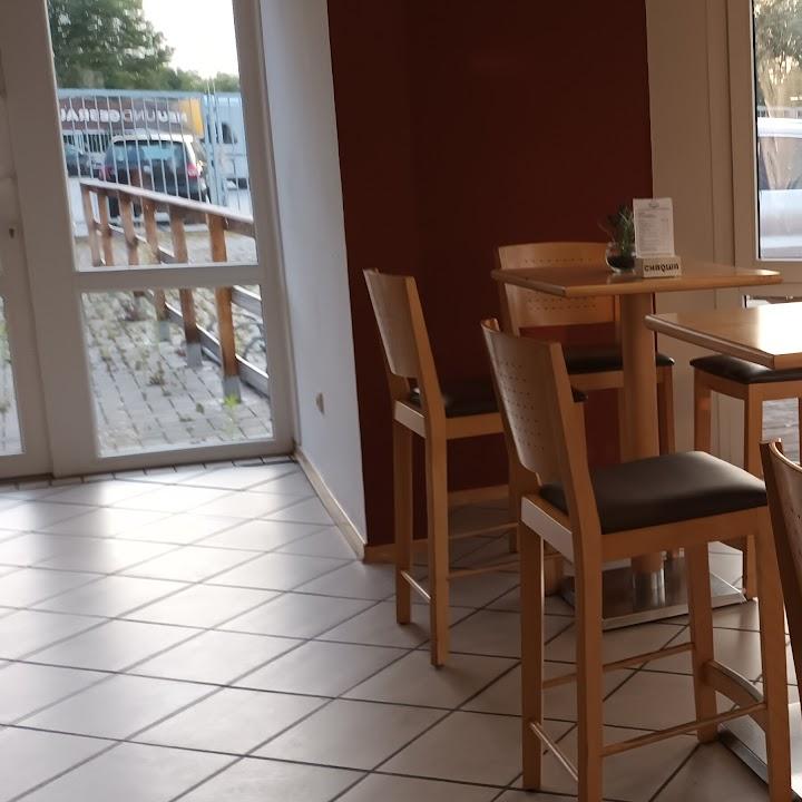 Restaurant "Pier 9, Imbiss und Bistro Georgsheil" in Südbrookmerland