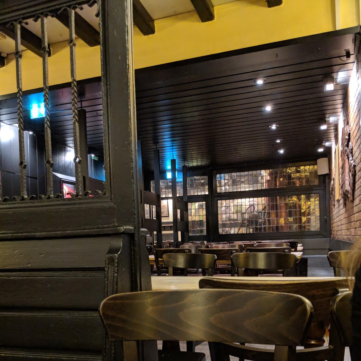 Restaurant "Zur Uel" in Düsseldorf