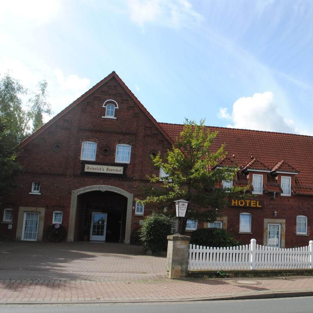 Restaurant "Zum Dicken Heinrich - Hotel, Restaurant und Fleischerei" in Lüdersfeld