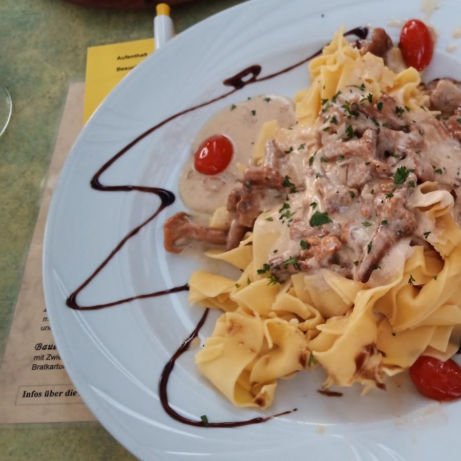 Restaurant "Weinstube Salzig" in Kamp-Bornhofen