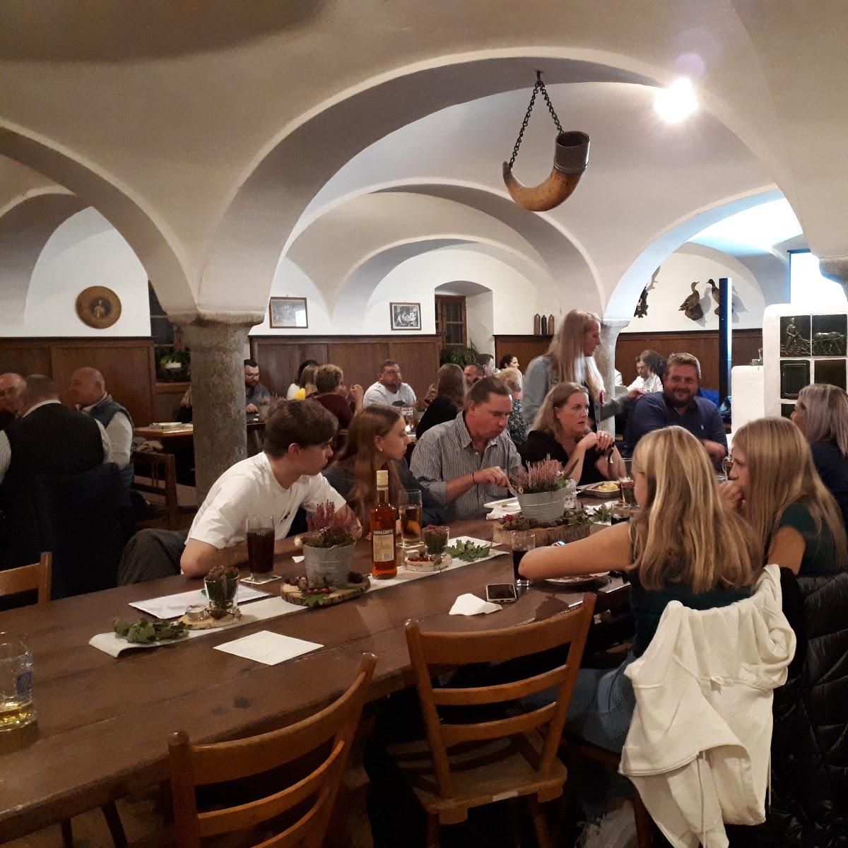 Restaurant "Gasthof Gantenham" in Oberbergkirchen