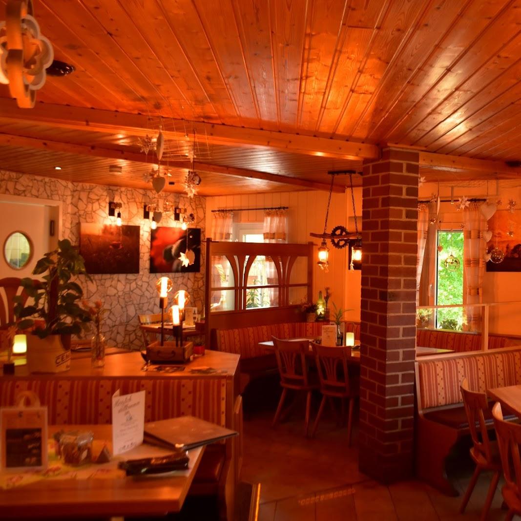 Restaurant "Berggasthaus Fröbelturm" in Deesbach