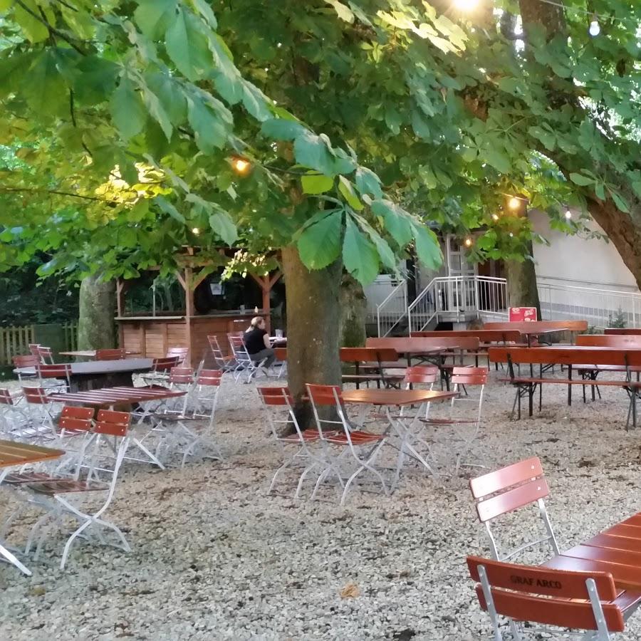 Restaurant "Dorfkrug" in Plattling