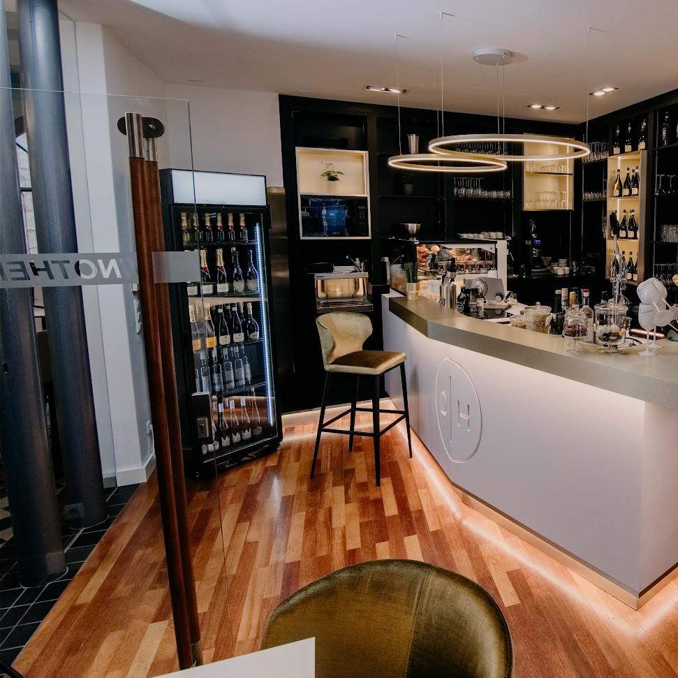 Restaurant "Vinothek by Nataly" in Forchheim