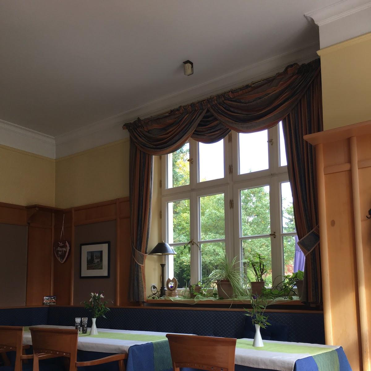 Restaurant "Cafe Restaurant Park Villa" in Bad Heilbrunn