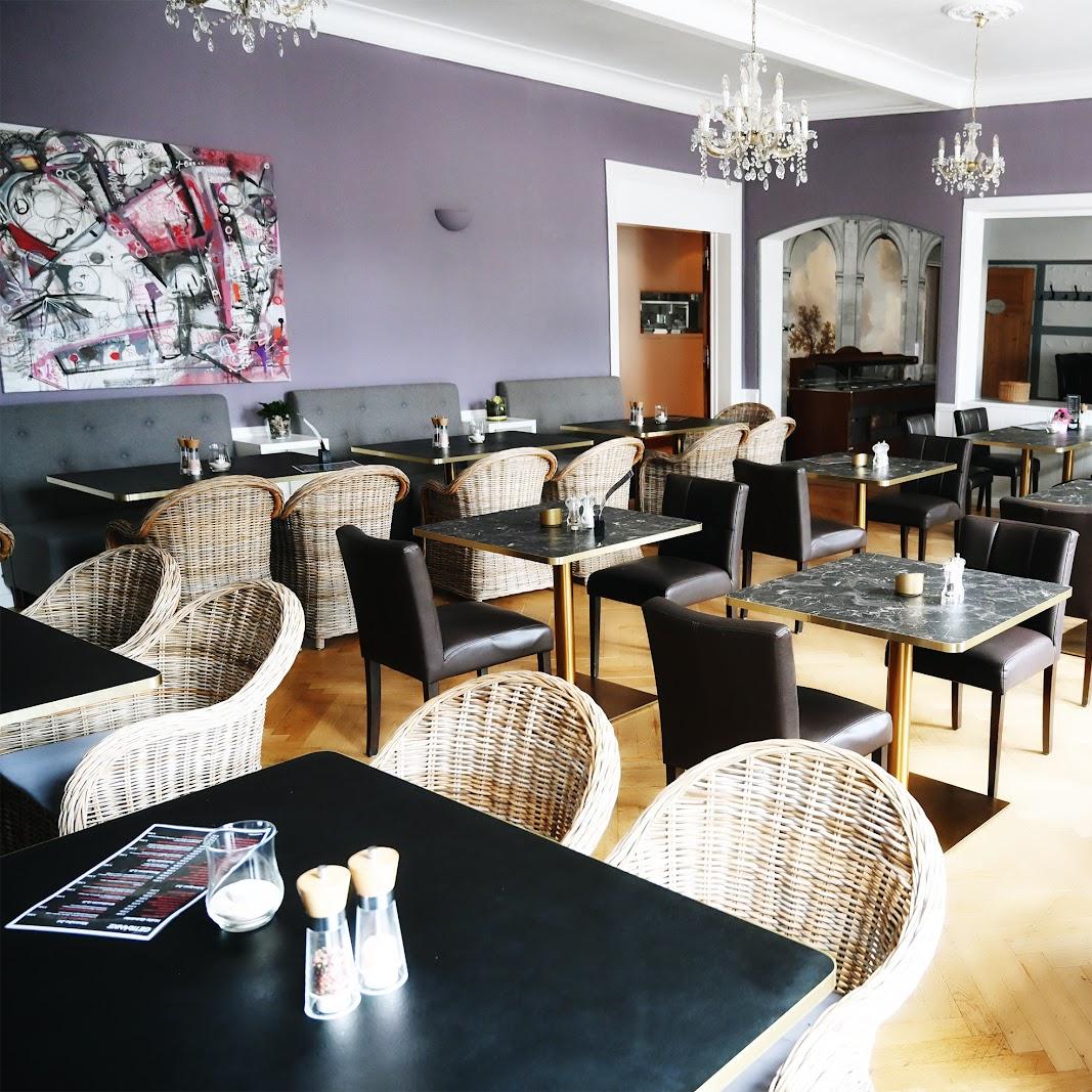 Restaurant "Roter Hahn im Nordfriesischen Haus" in Tönning