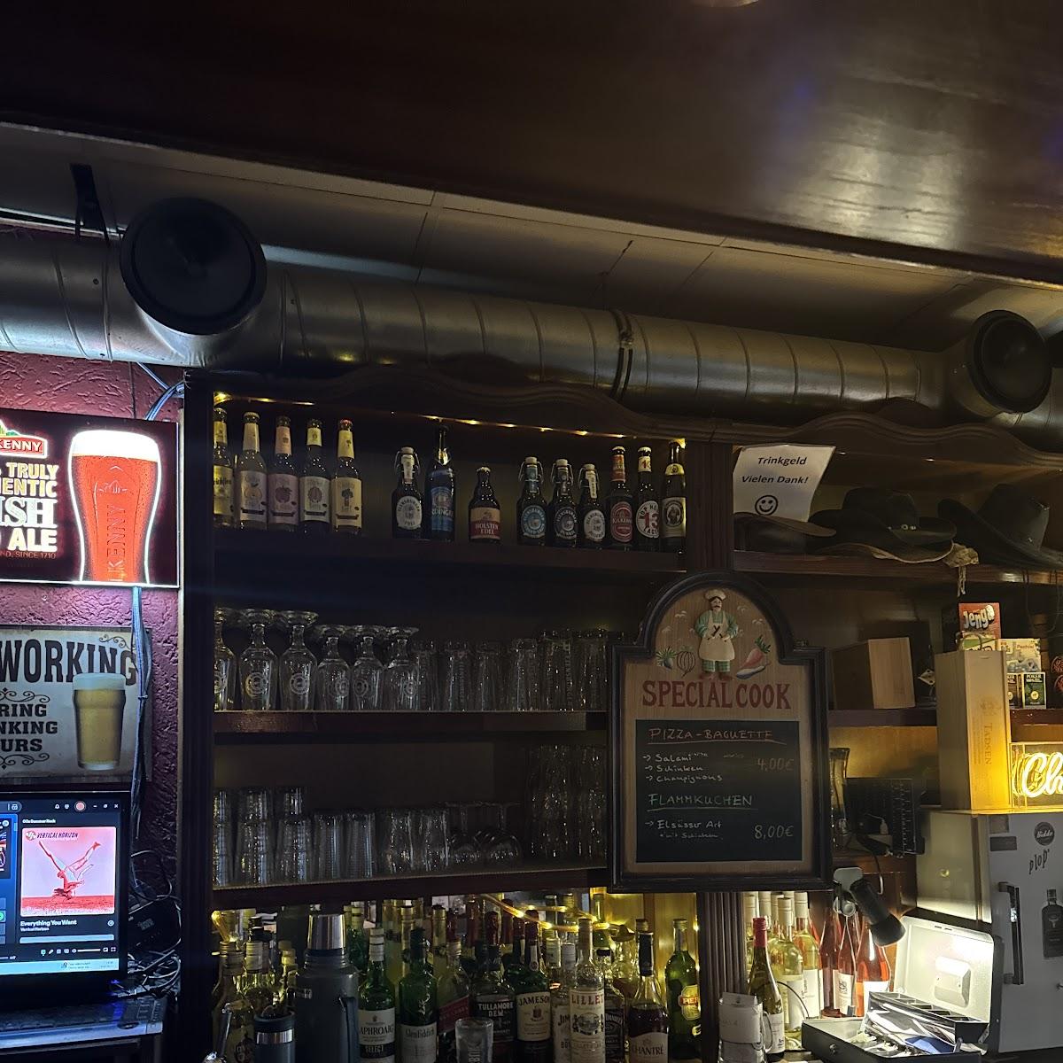 Restaurant "Country Roads Pub & Bar" in Tönning