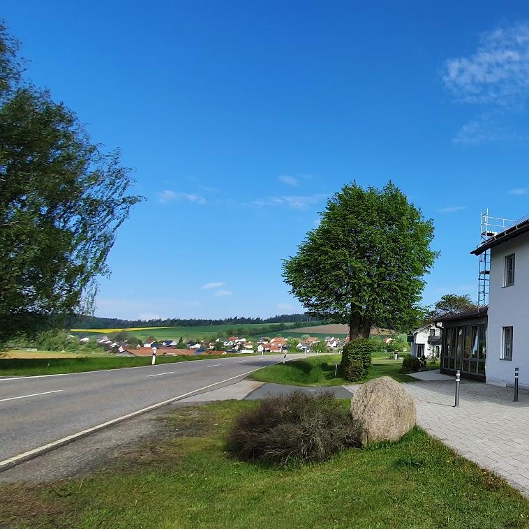 Restaurant "Robert Nickl Gasthof - Pension Sparrer-Wirt" in Theisseil