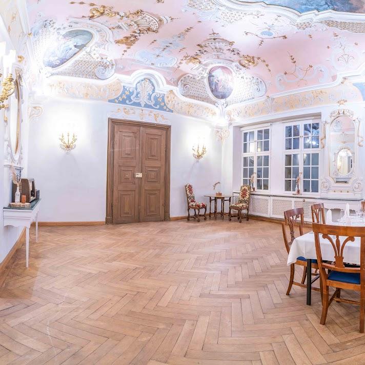 Restaurant "Gasthof Römischer Kaiser" in Ellingen