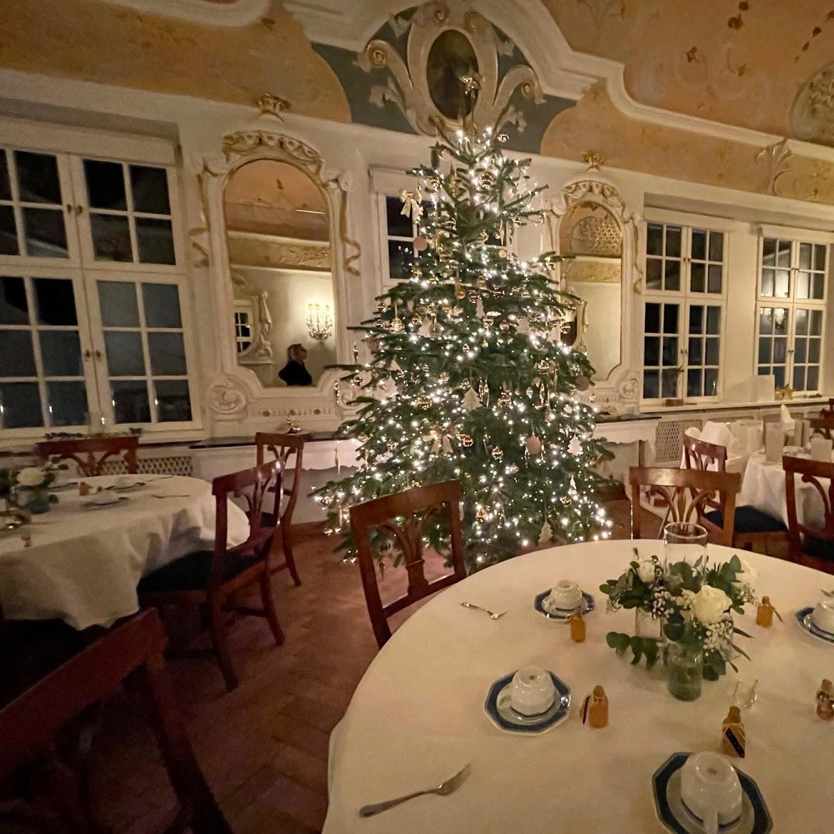 Restaurant "Gasthof Römischer Kaiser" in Ellingen