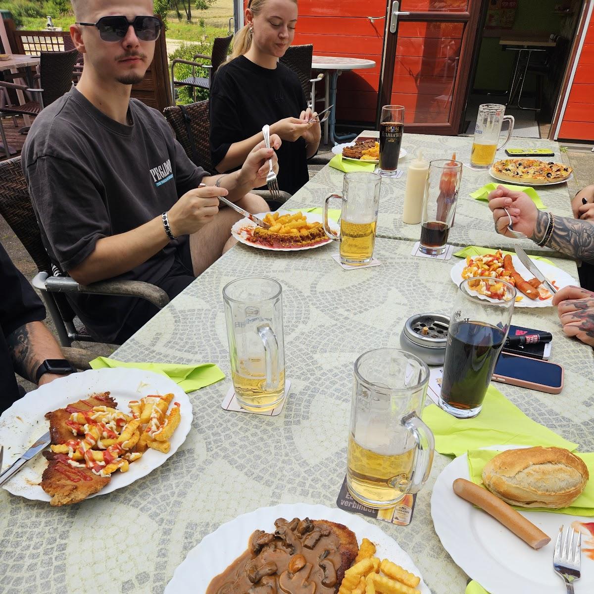 Restaurant "Badgaststätte BONDI" in Nordhalben