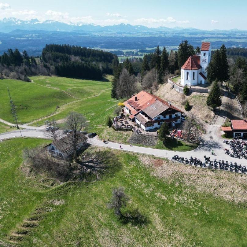 Restaurant "Panorama-Gasthof auf dem Auerberg GmbH & Co. KG" in Bernbeuren