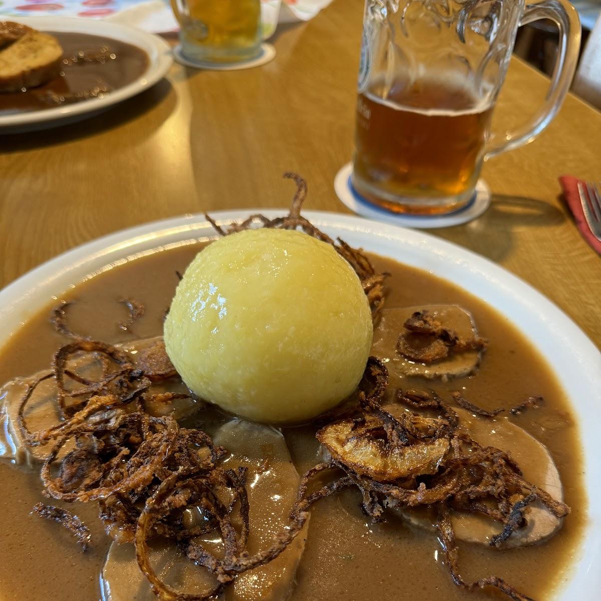 Restaurant "Biergarten - Kla Sepper - Gasthaus zum Goldenen Kreuz" in Hollfeld