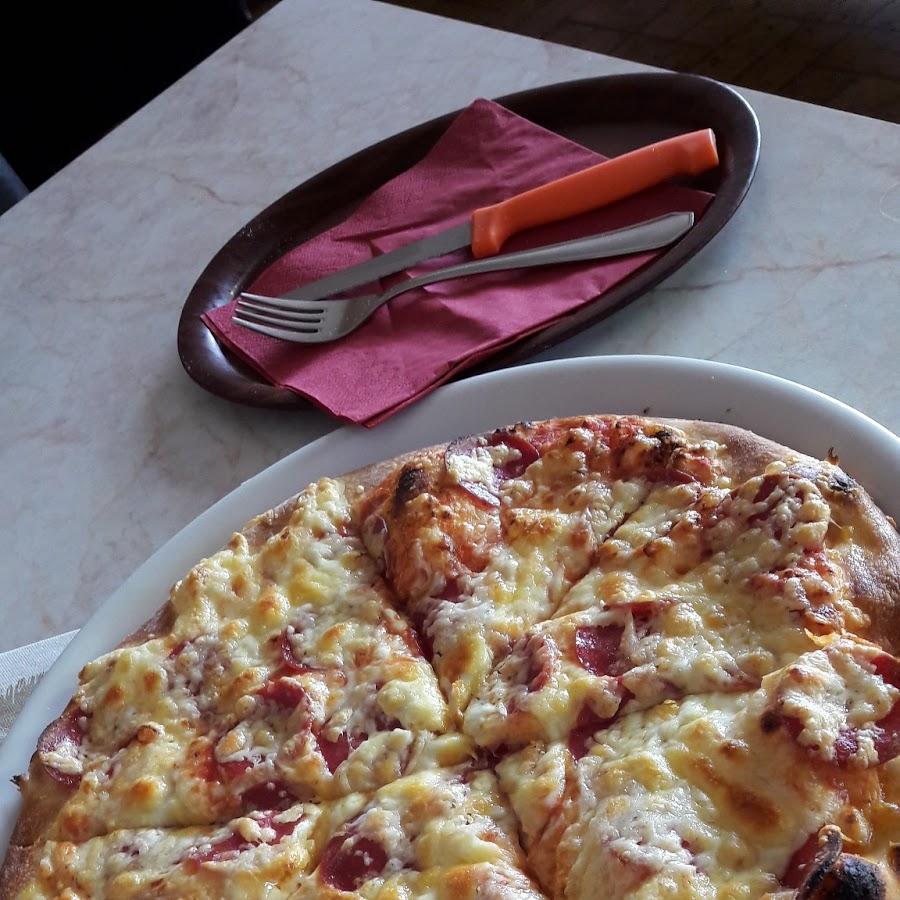 Restaurant "Pizzeria Roma" in Salz
