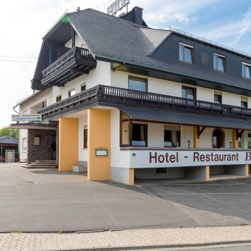 Restaurant "Berghof Konrad" in Sohren
