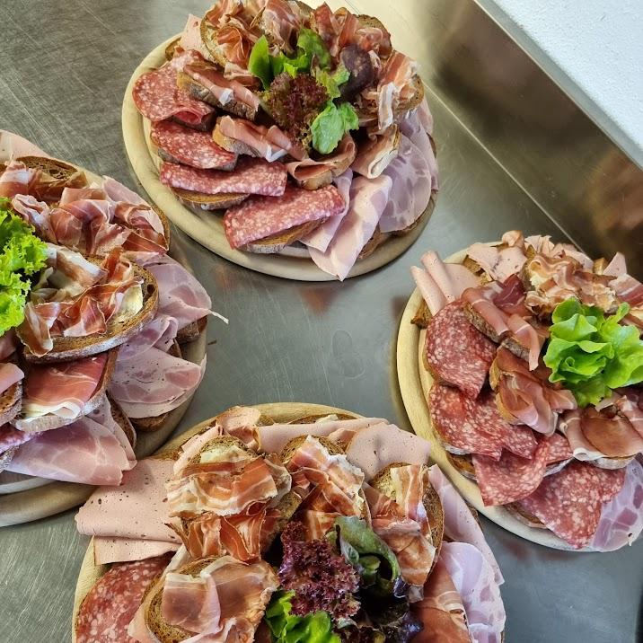 Restaurant "Oablinger Alm...do schmeckt