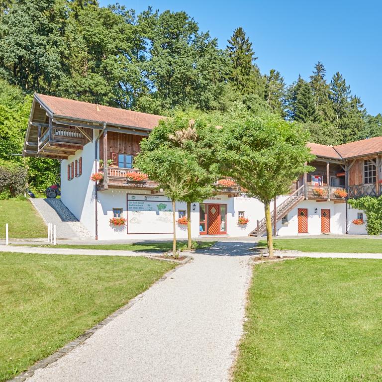 Restaurant "Gutshof Brunnwies" in Haarbach