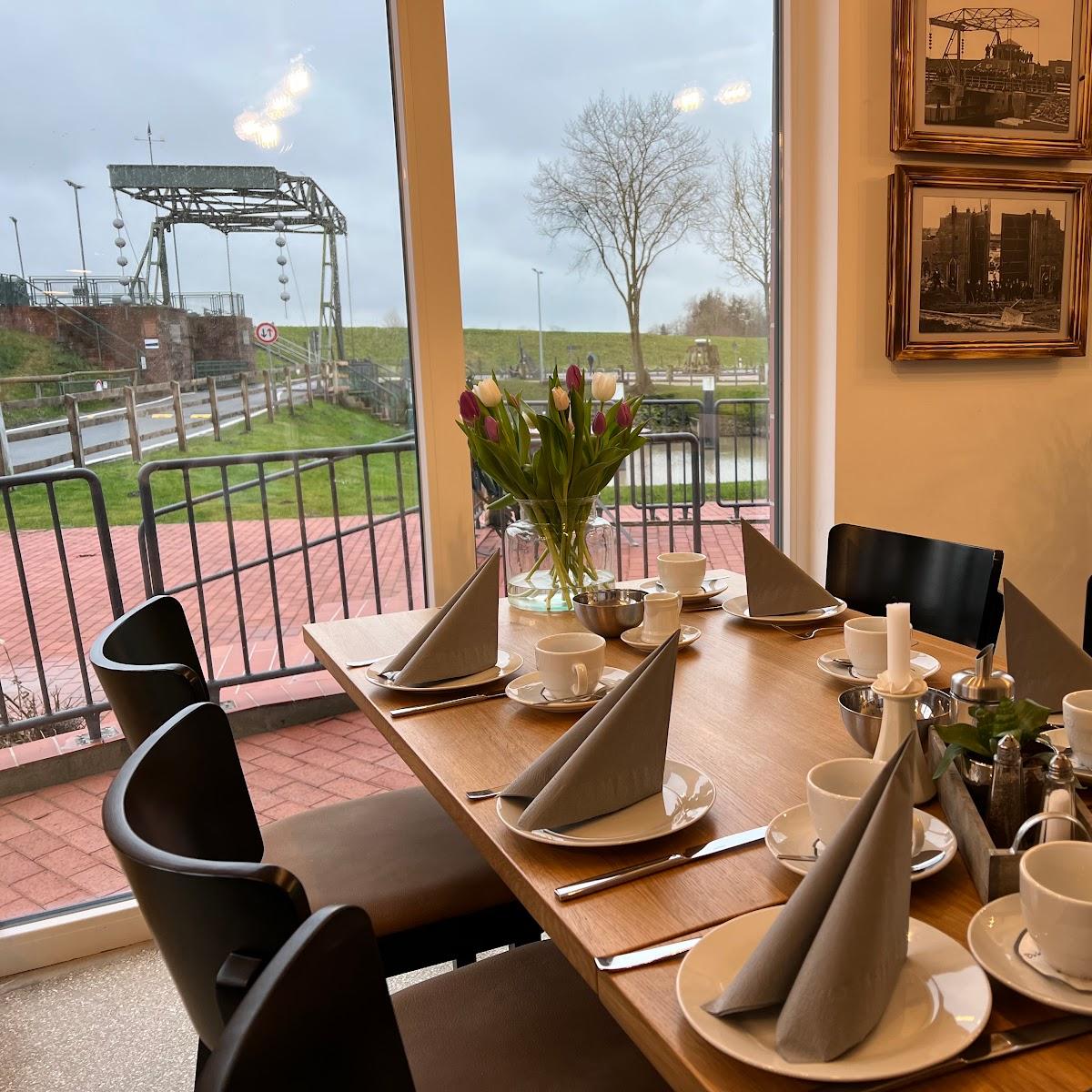 Restaurant "Café zur Schleuse" in Landrecht