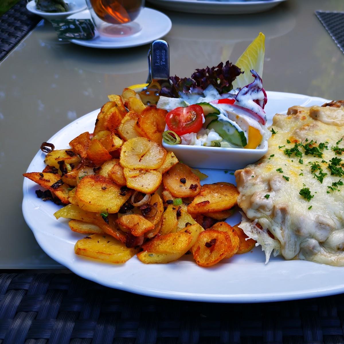 Restaurant "Hotel Zum Herrenhaus" in Hörselberg-Hainich