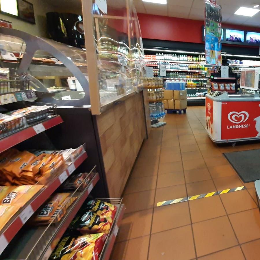 Restaurant "Tank & Rast Gastronomie" in Reinsfeld