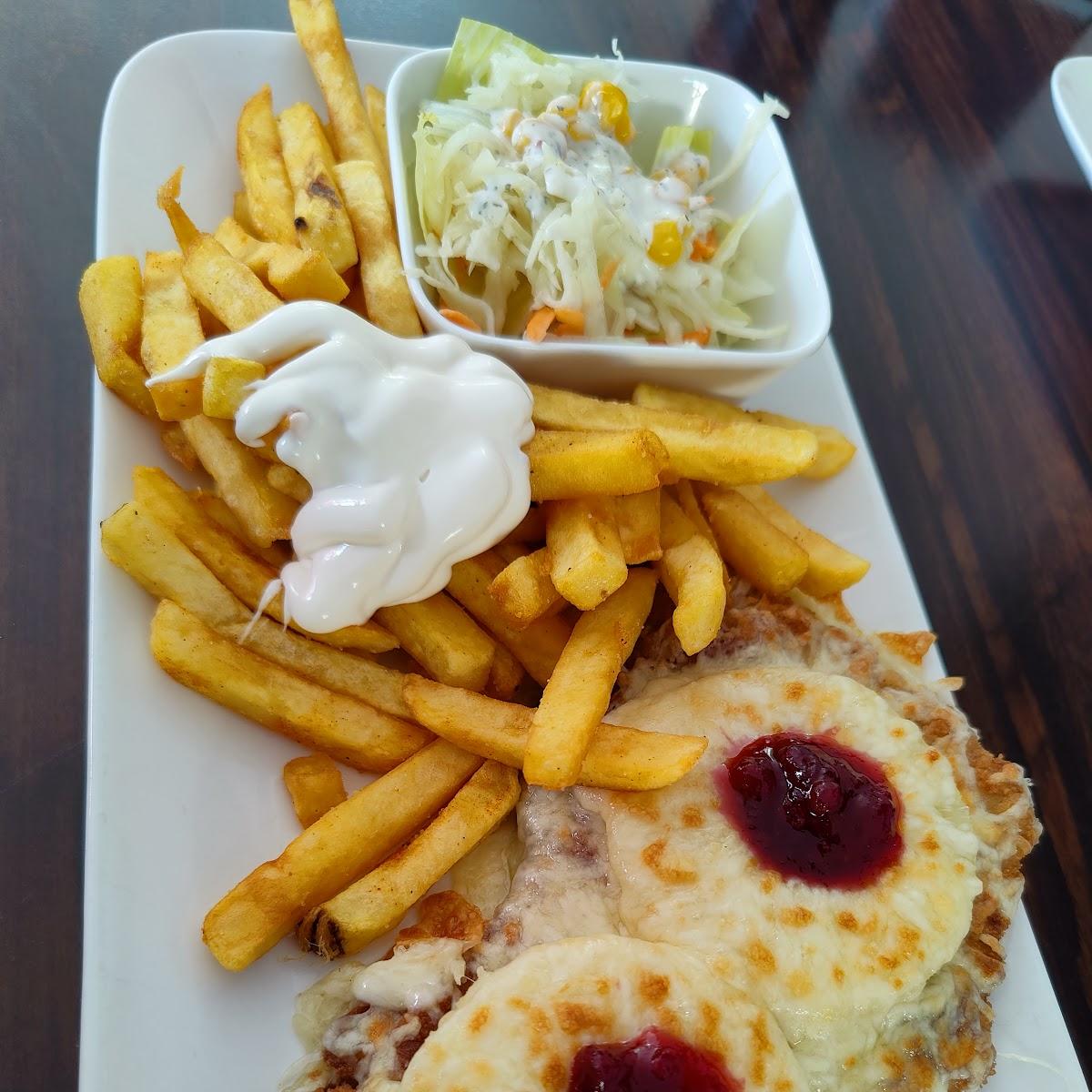 Restaurant "Lena
