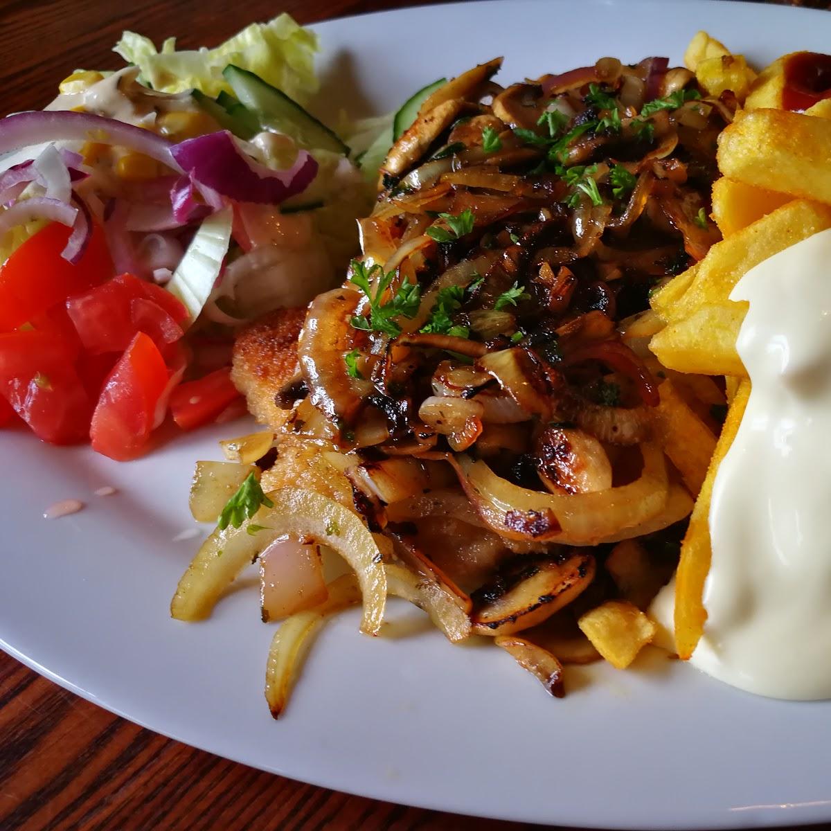 Restaurant "Bier U. Cafegarten" in Albersdorf