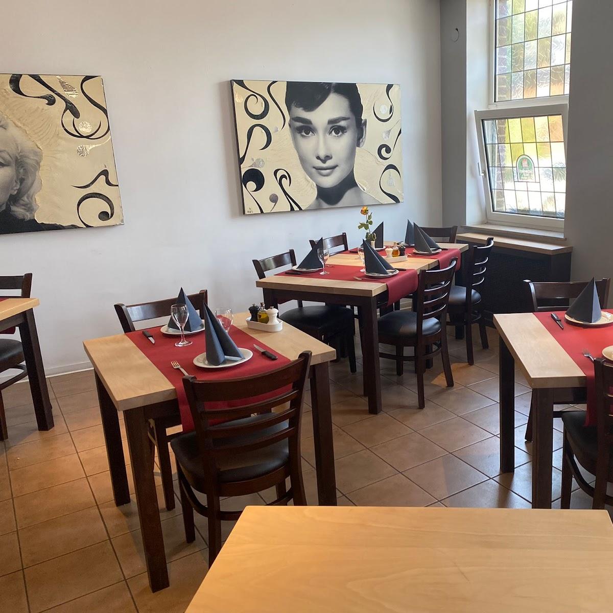 Restaurant "Trattoria Haus Laach" in Grevenbroich