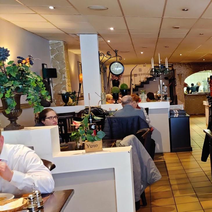Restaurant "Feuer-Stein - Italienisches Restaurant" in Aurich