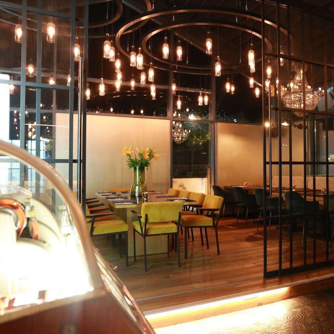 Restaurant "The Don A Roma" in Aurich