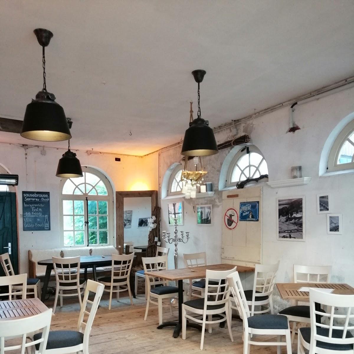 Restaurant "Hafen5 Kaffeerösterei und Kontor, Café & Weinbistro" in Aurich
