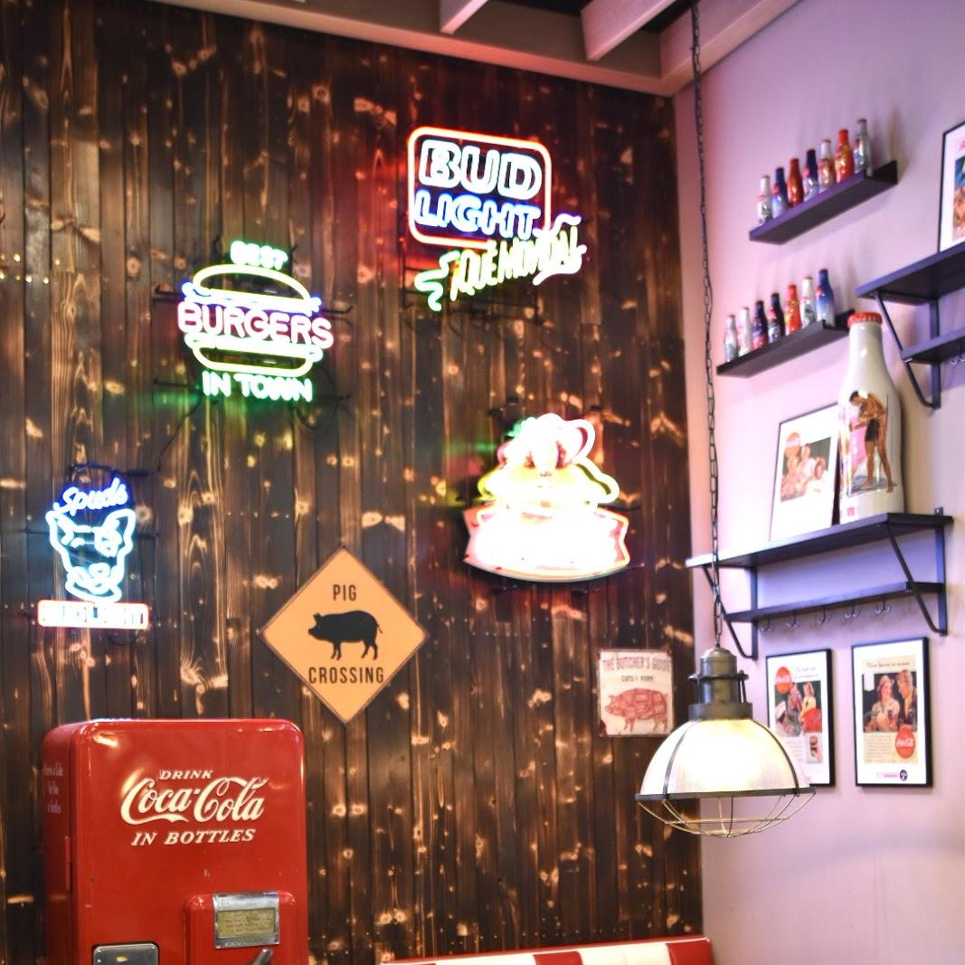 Restaurant "Die FETTE SAU IM PARK Barbeque & Burger" in Landshut