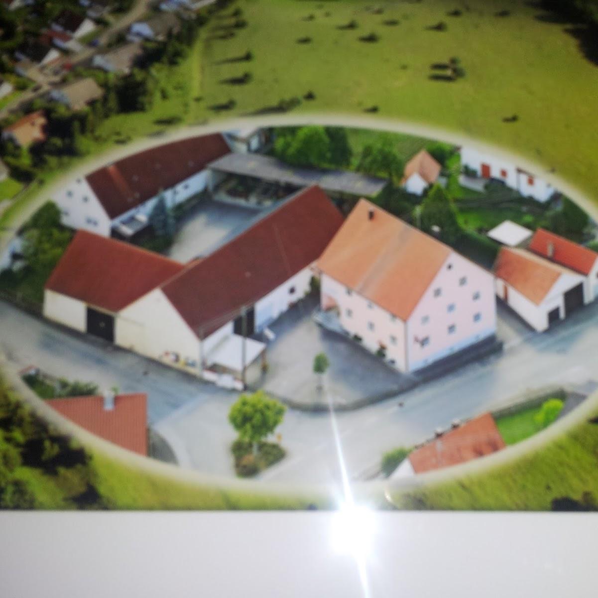 Restaurant "Wirtschaft Zum Strauß Holheim" in Nördlingen