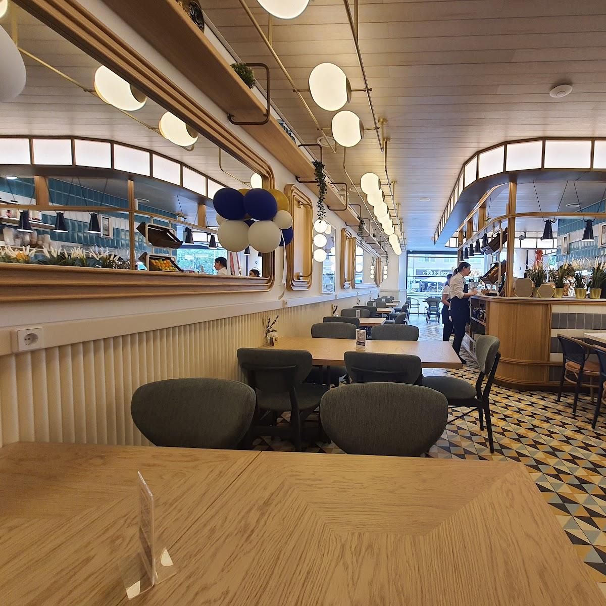 Restaurant "MADO" in Berlin