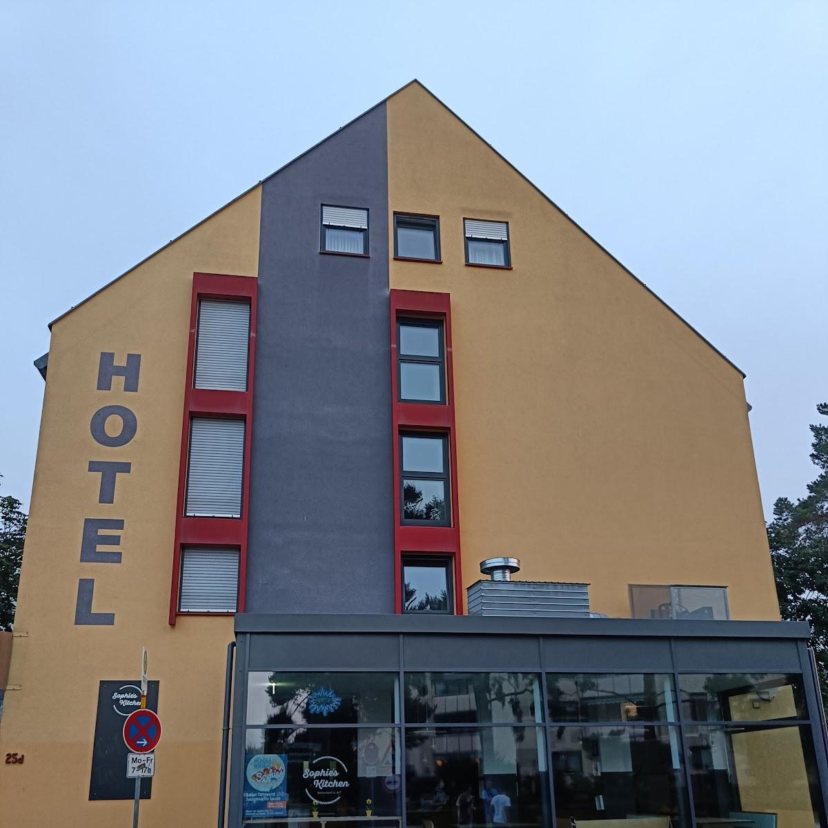 Restaurant "Avenon Privat-Hotel Am Steinberg" in Röthenbach an der Pegnitz